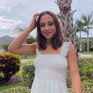 Meet your Posher, Hannah